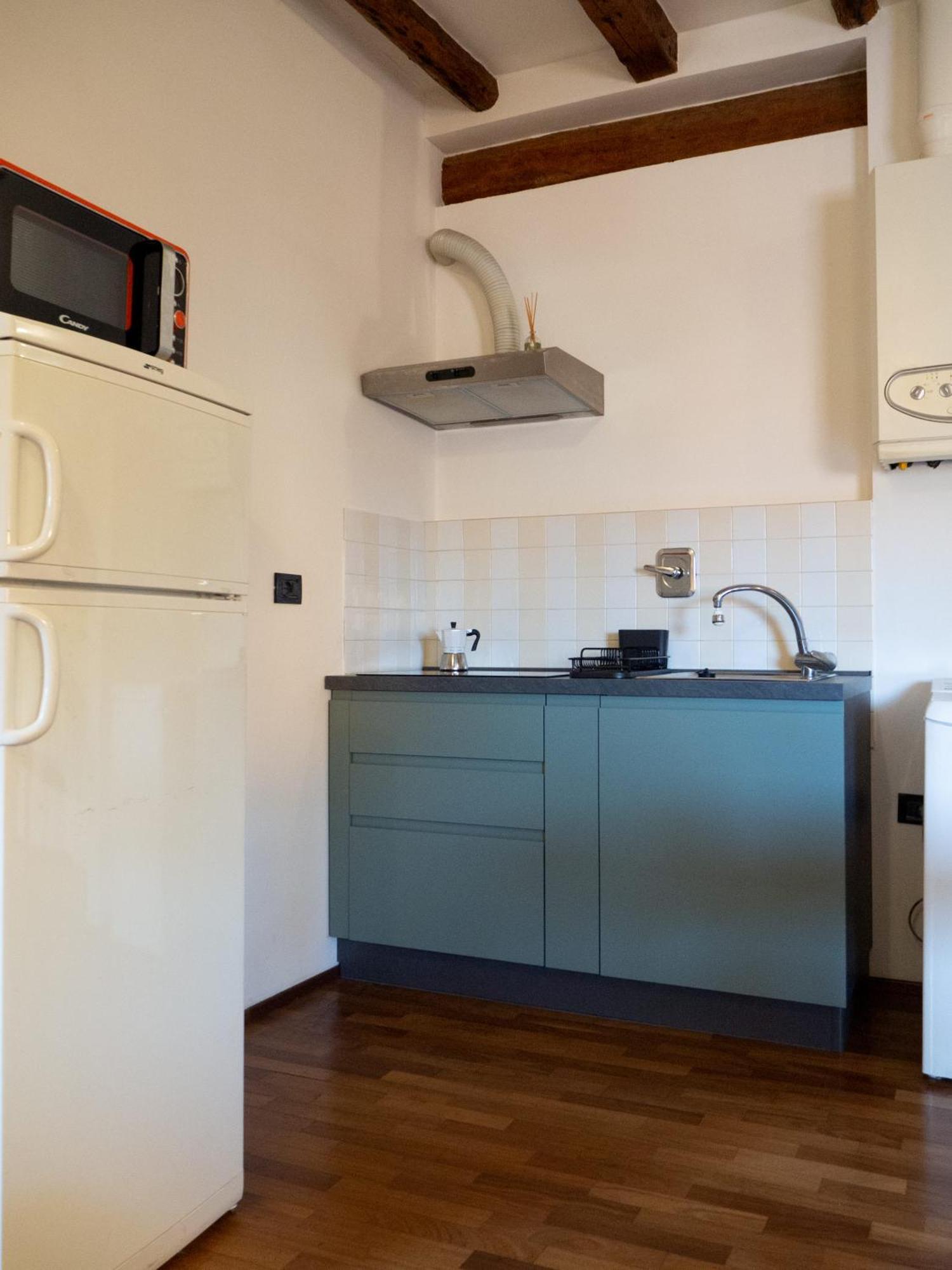 Monolocale Sui Tetti Di Bologna - Via Indipendenza Apartment Exterior photo