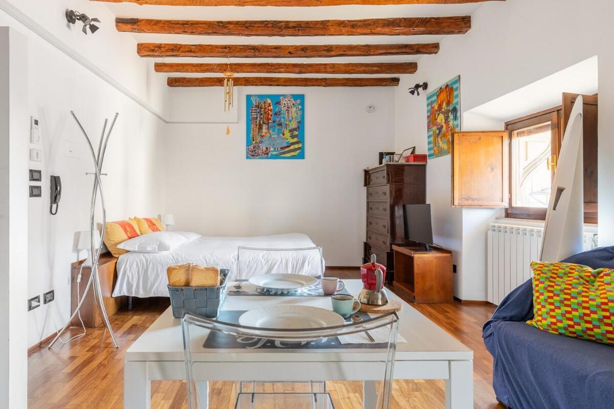 Monolocale Sui Tetti Di Bologna - Via Indipendenza Apartment Exterior photo