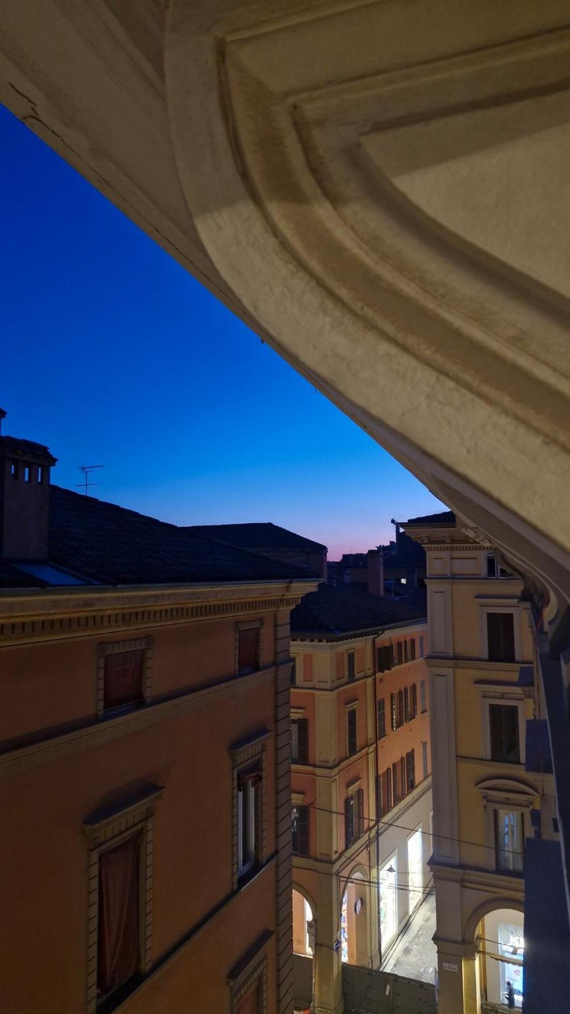 Monolocale Sui Tetti Di Bologna - Via Indipendenza Apartment Exterior photo