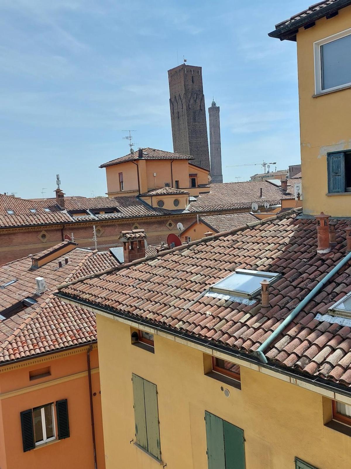 Monolocale Sui Tetti Di Bologna - Via Indipendenza Apartment Exterior photo